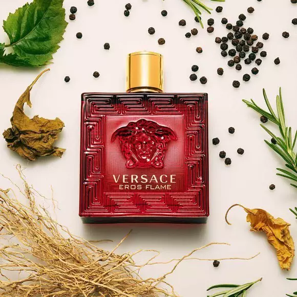 Versace Red Eros Туалетная вода для женщин 100 мл