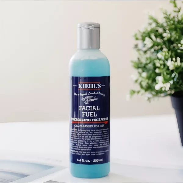 Kiehl's Facial Fuel Мужской очищающий гель 250 мл 2